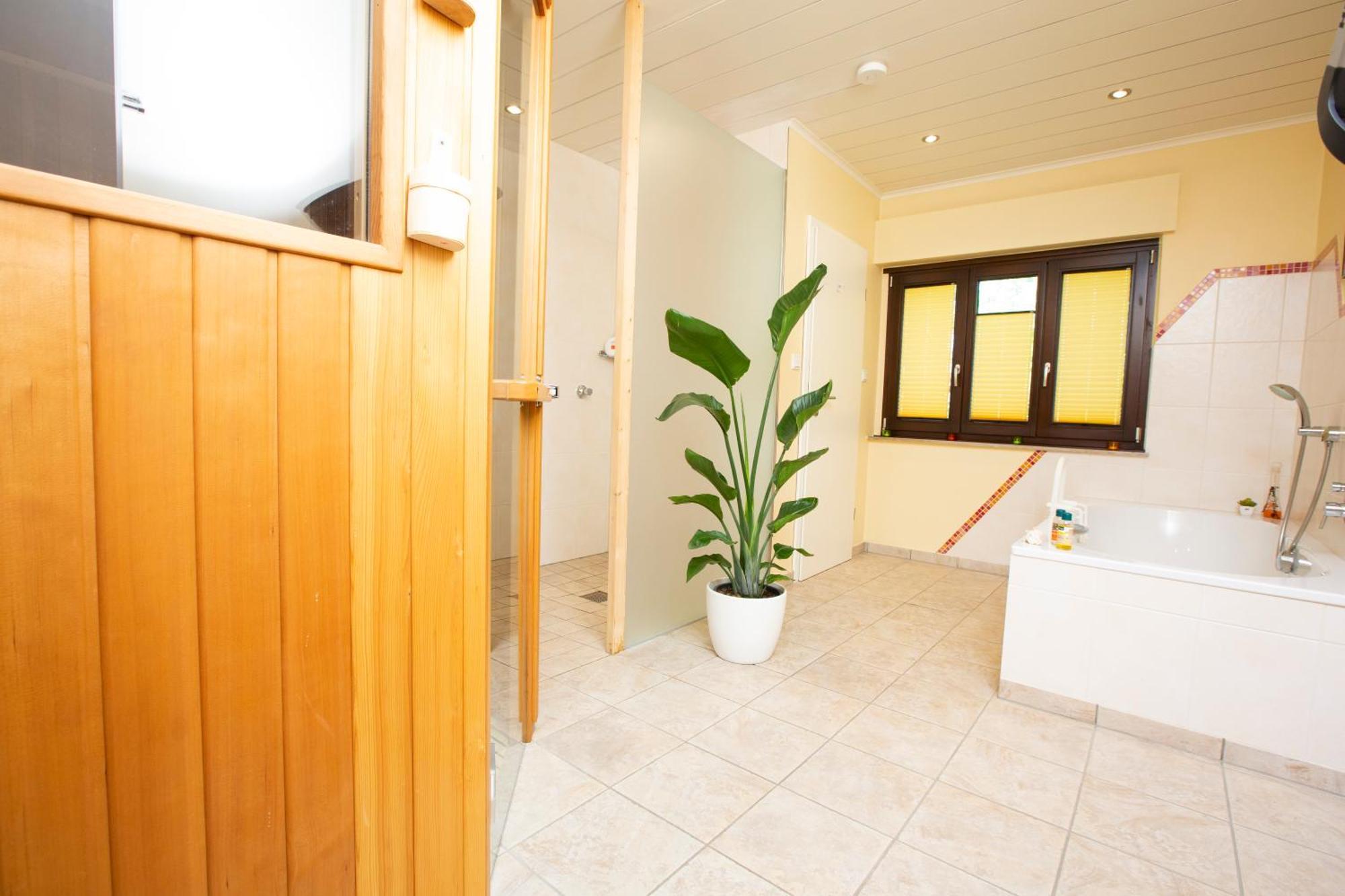 Hotel-Pension Haus Holtdirk Lippstadt Dış mekan fotoğraf